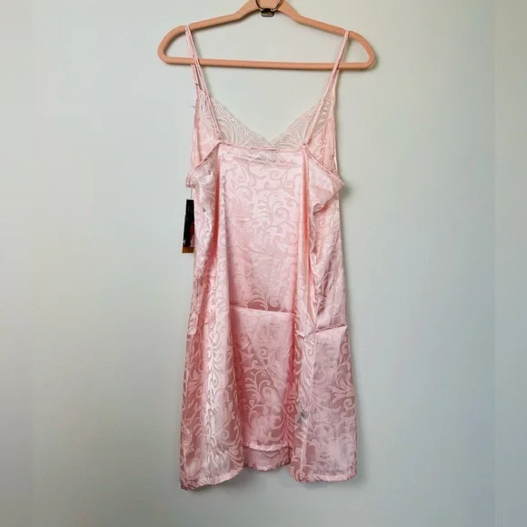 RACHEL Rachel Roy Satin feel fabric Chemise peach color - Picture 2 of 3